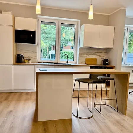 Nowoczesny Dom Z Ogrodem W Warszawie 'nowy Obiekt'