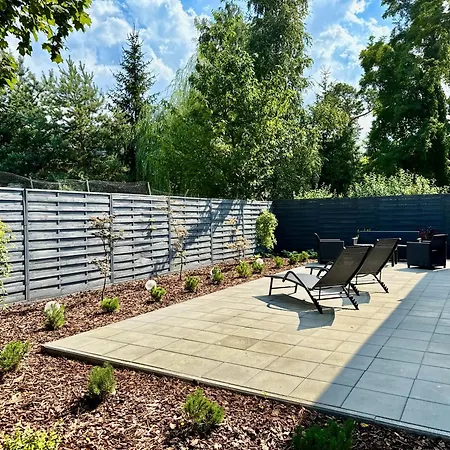 Nowoczesny Dom Z Ogrodem W Warszawie 'nowy Obiekt'