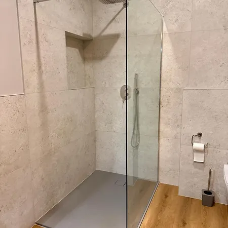 Nowoczesny Dom Z Ogrodem W Warszawie 'nowy Obiekt'