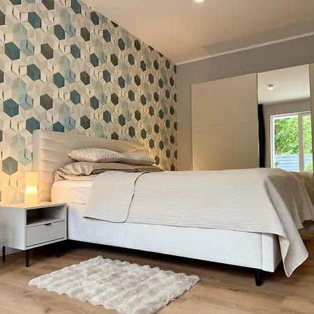 Nowoczesny Dom Z Ogrodem W Warszawie 'nowy Obiekt' Vila *