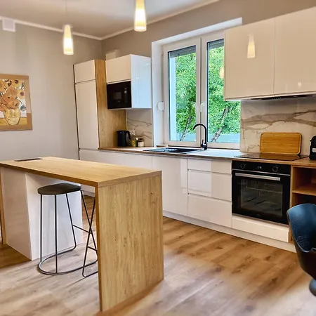 Modern & Private Garden In - Fully Renovated 2025