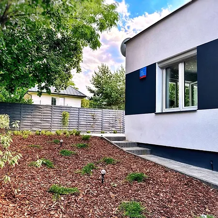 Modern & Private Garden In - Fully Renovated 2025 וילה ורשה