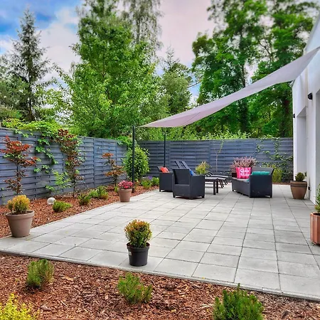 Villa Modern & Private Garden In - Fully Renovated 2025