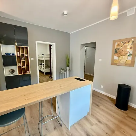 Villa Nowoczesny Dom Z Ogrodem W Warszawie 'nowy Obiekt' *